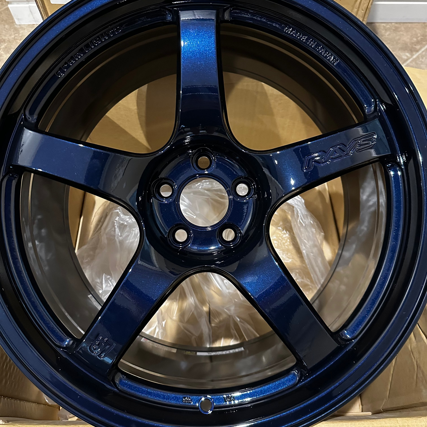 [FULL SET] Rays 57CR Eternal Blue Pearl 18x9.5 ET38 5x100