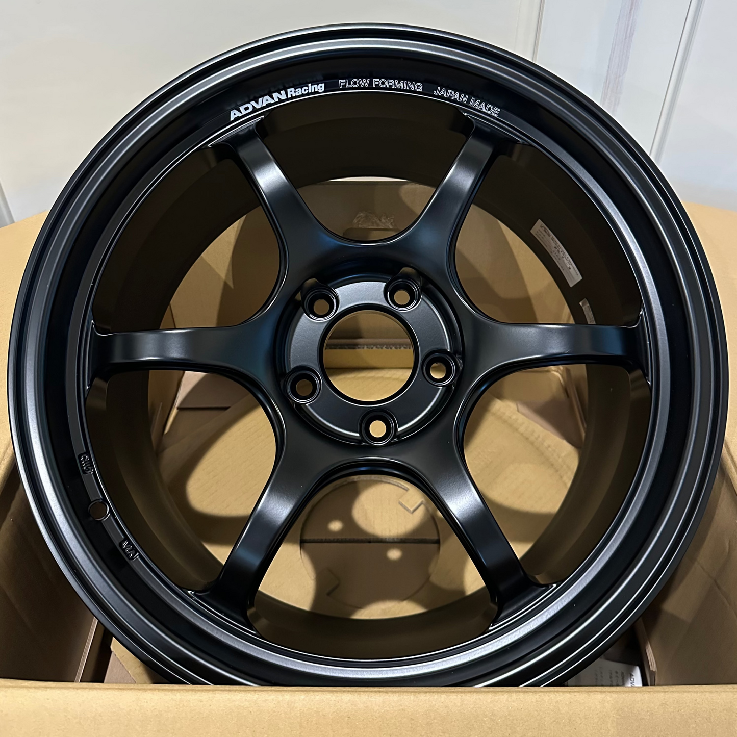[FULL SET] Advan RG-D2 Semi-Gloss Black 18x9.5 ET45 5x114.3